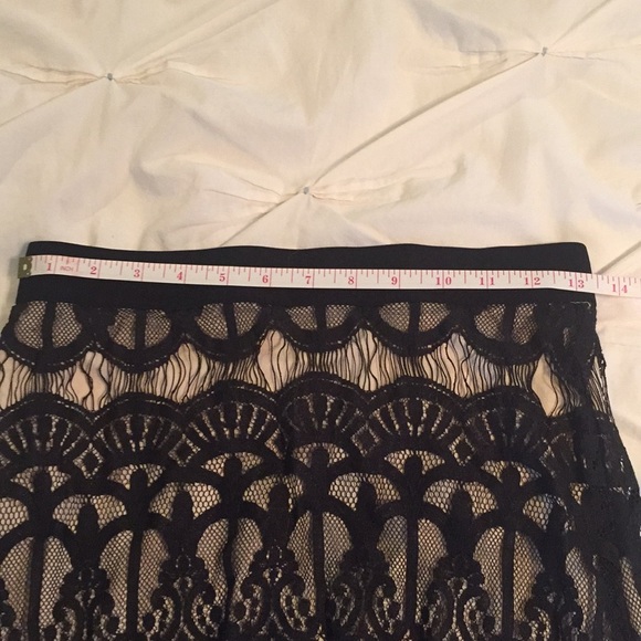 Small Xhilaration skirt - Picture 4 of 6